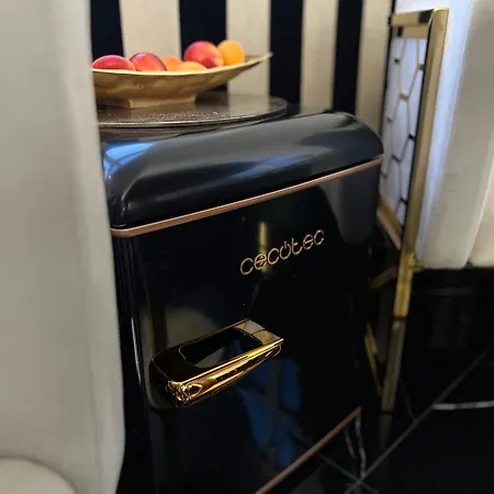 Nero Due Apartment *